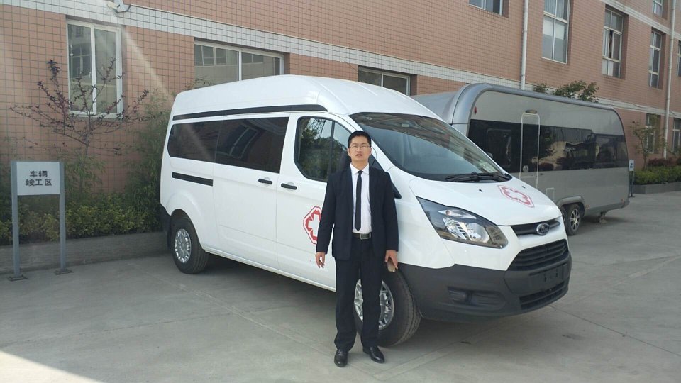 首臺江鈴新全順服務(wù)車發(fā)往貴州六盤水天馳4S店